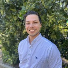 Dr Alex Saver